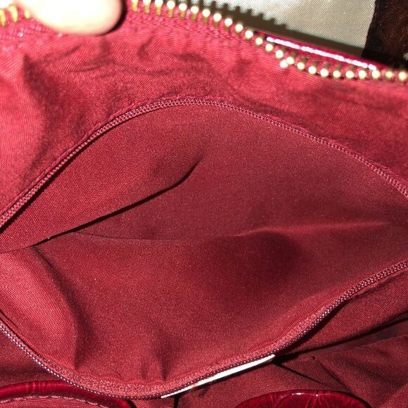 Liz Claiborne Dark Red Candy Apple Faux Leather Hobo Purse - Picture 10 of 16